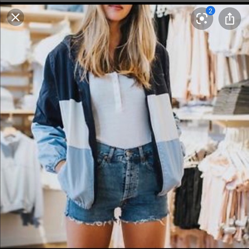 BRANDY MELVILLE JACKET💙💙💙